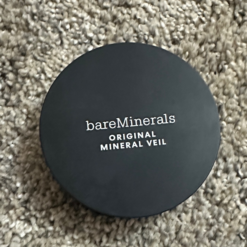 bareMinerals Compact with Mirror in Black and White